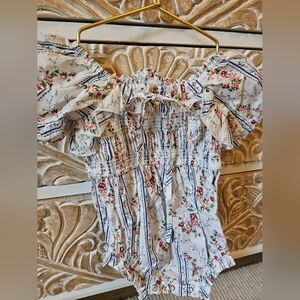 Ivy City Floral Off-Shoulder Baby Romper 6-9 Months